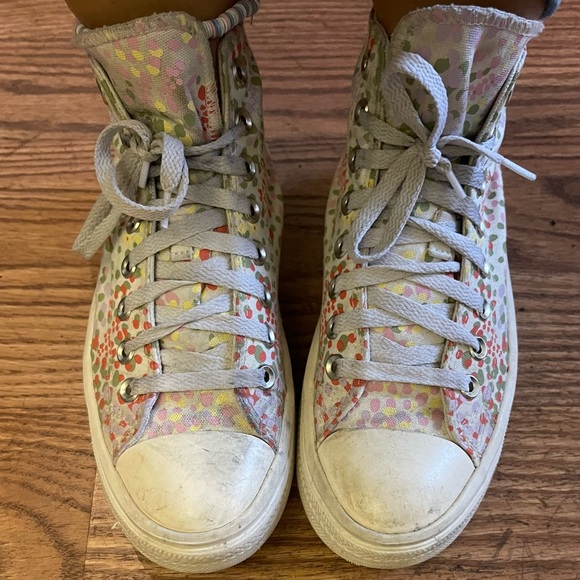 Floral High-Top Sneakers - Picture 2 of 3